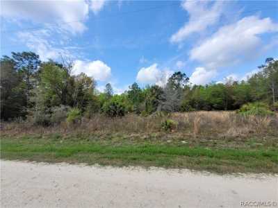 Residential Land For Sale in Crystal River, Florida