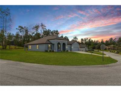 Home For Sale in Homosassa, Florida