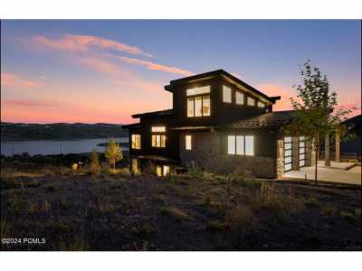 Home For Sale in Mayflower Mountain, Utah