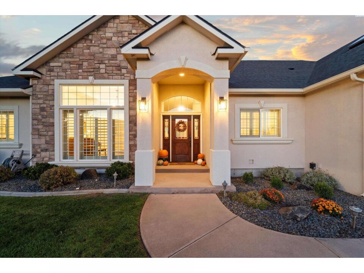 Picture of Home For Sale in Richland, Washington, United States