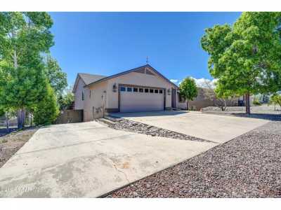 Home For Sale in Prescott Valley, Arizona