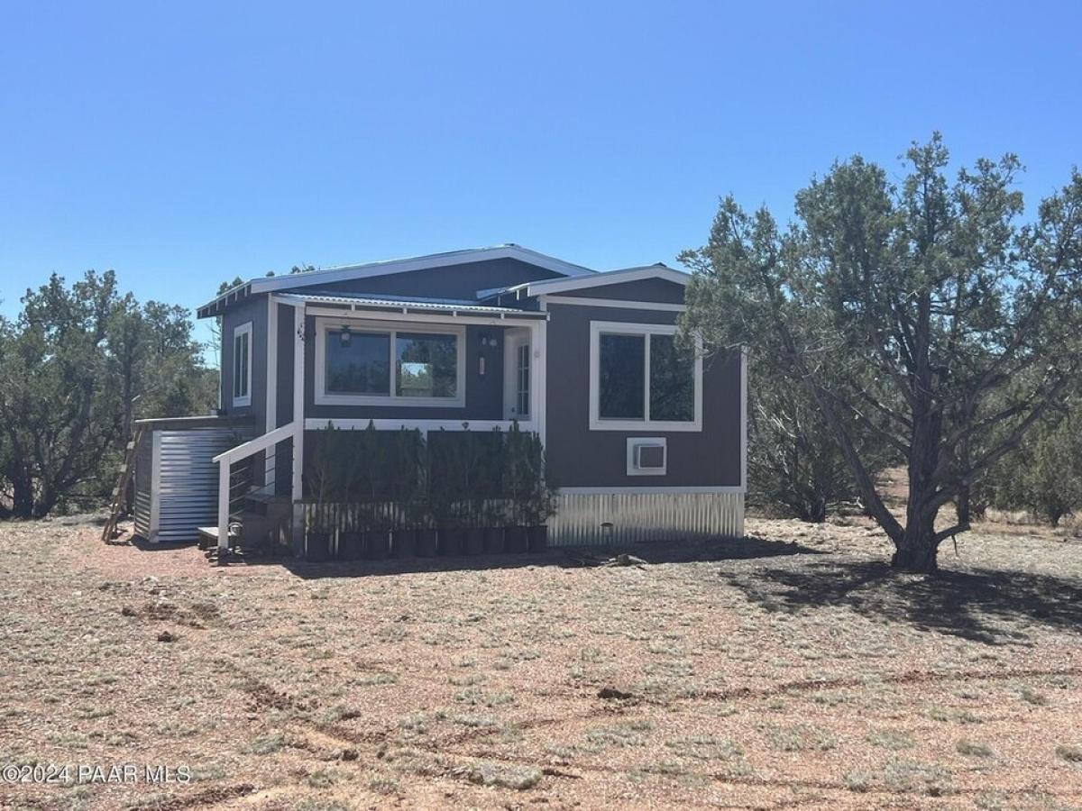 Picture of Home For Sale in Ash Fork, Arizona, United States