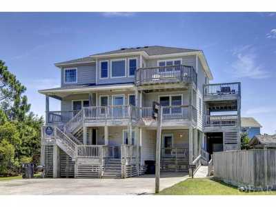 Home For Sale in Waves, North Carolina