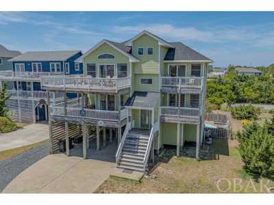 Home For Sale in Waves, North Carolina