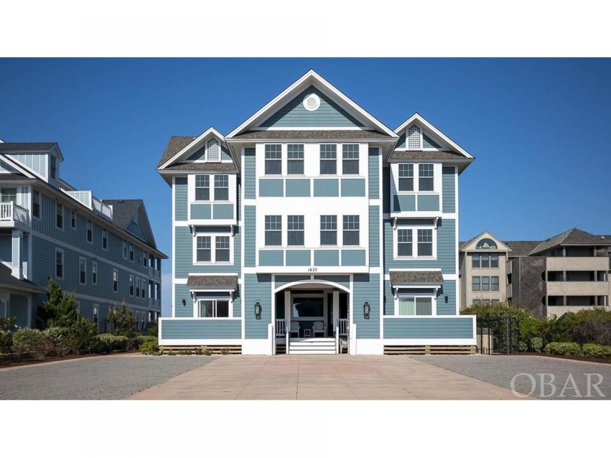 Picture of Home For Sale in Kill Devil Hills, North Carolina, United States