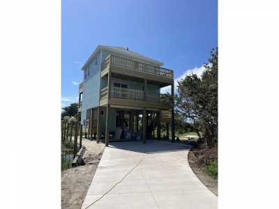 Home For Sale in Hatteras, North Carolina