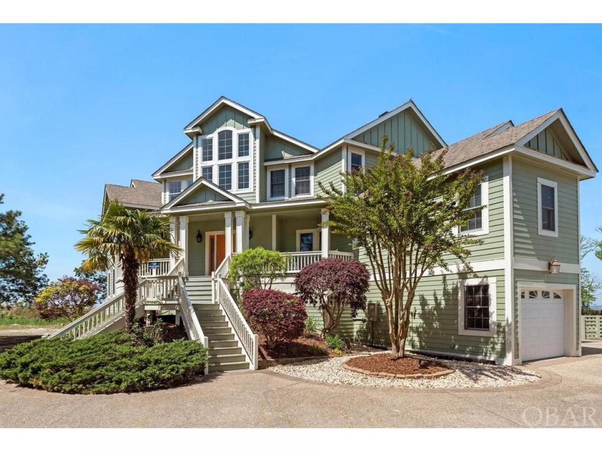 Picture of Home For Sale in Corolla, North Carolina, United States