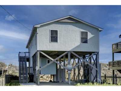 Home For Sale in Hatteras, North Carolina