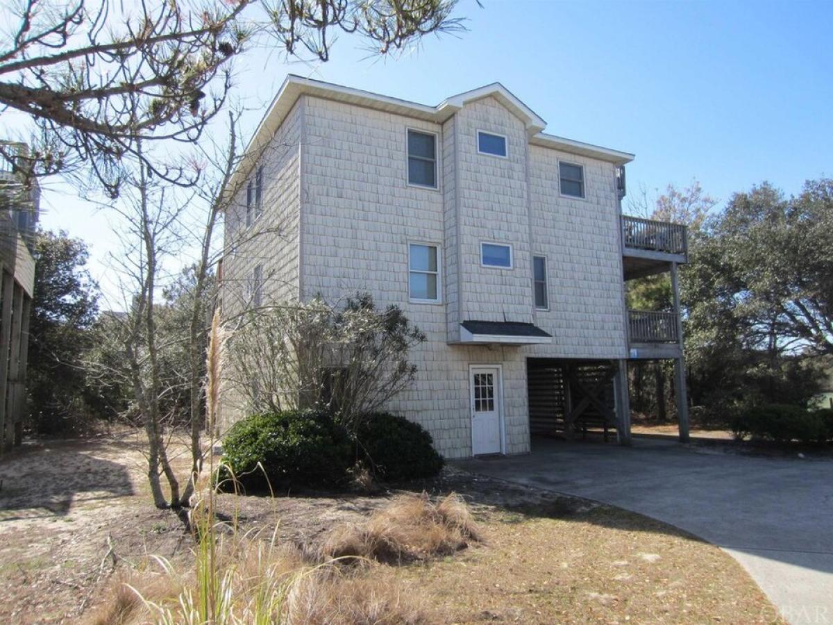 Picture of Home For Sale in Corolla, North Carolina, United States