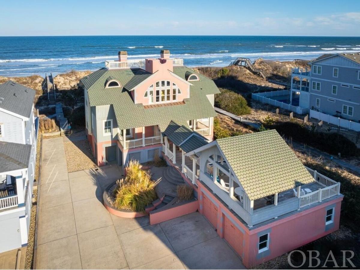 Picture of Home For Sale in Corolla, North Carolina, United States