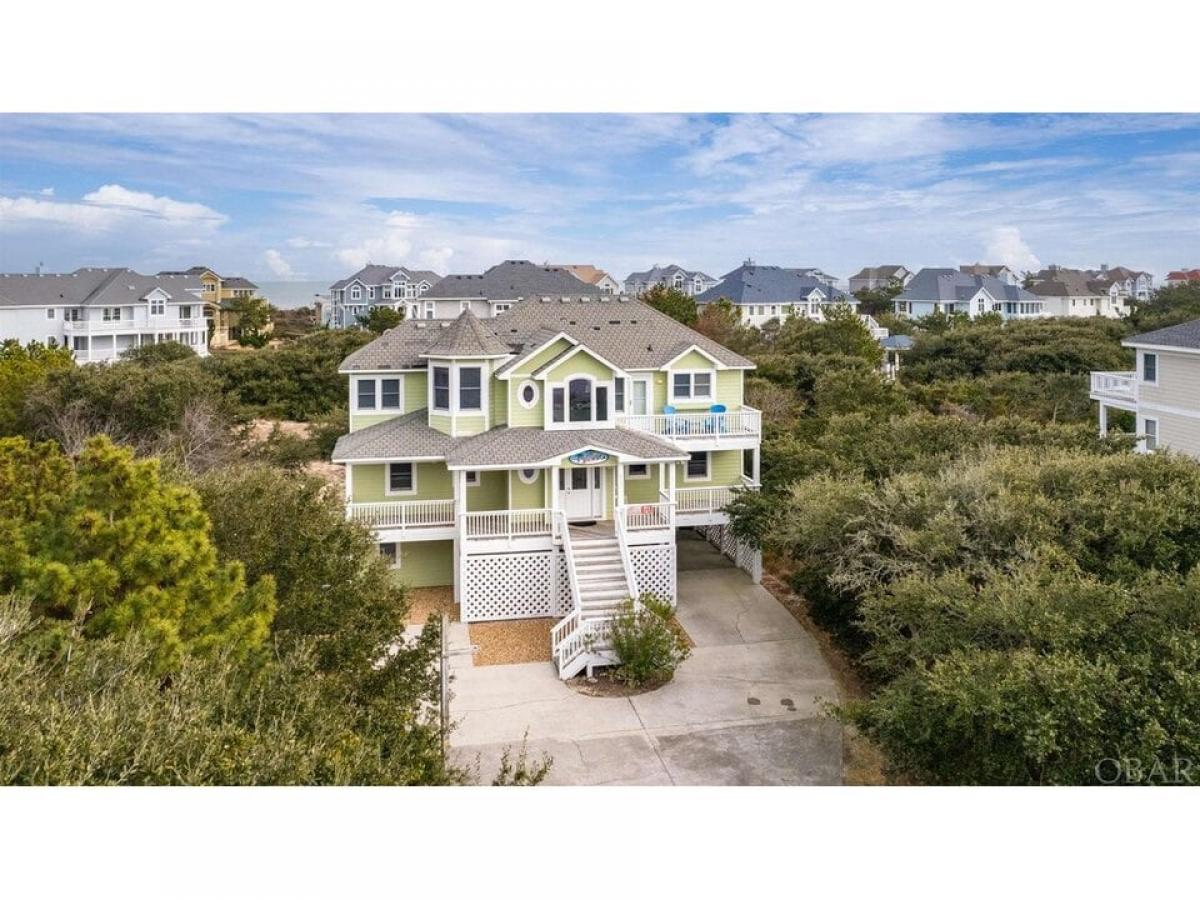 Picture of Home For Sale in Corolla, North Carolina, United States