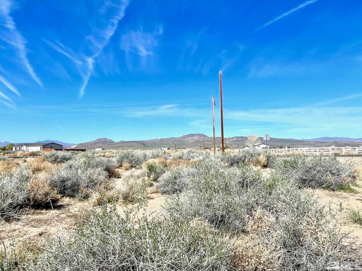 Picture of Residential Land For Sale in Silver Springs, Nevada, United States