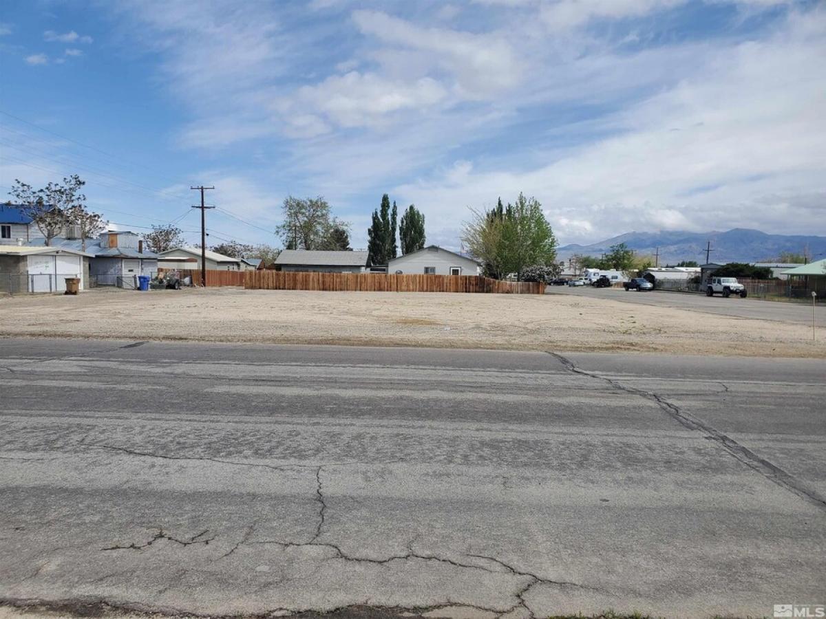 Picture of Residential Land For Sale in Hawthorne, Nevada, United States