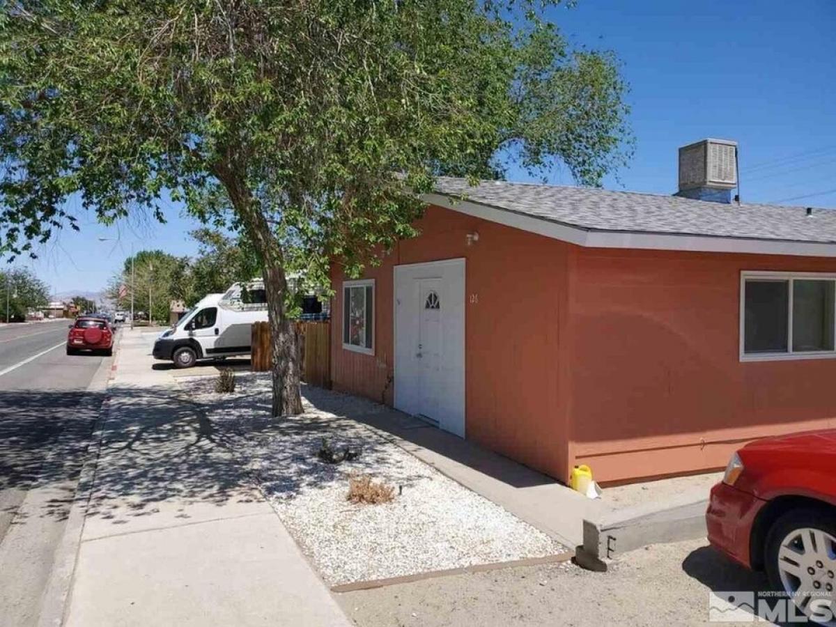 Picture of Home For Sale in Hawthorne, Nevada, United States