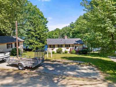 Home For Sale in Barnstead, New Hampshire