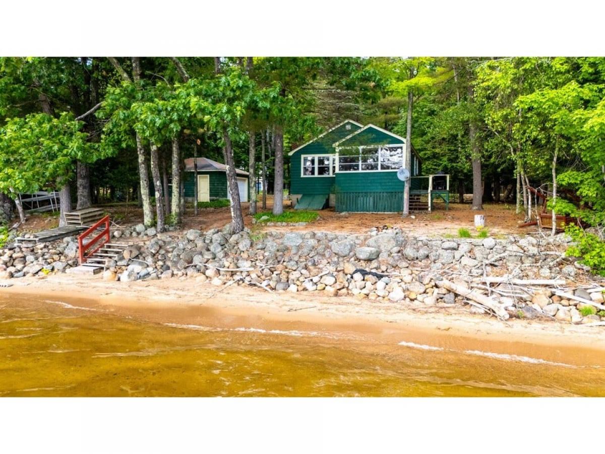 Picture of Home For Sale in Freedom, New Hampshire, United States