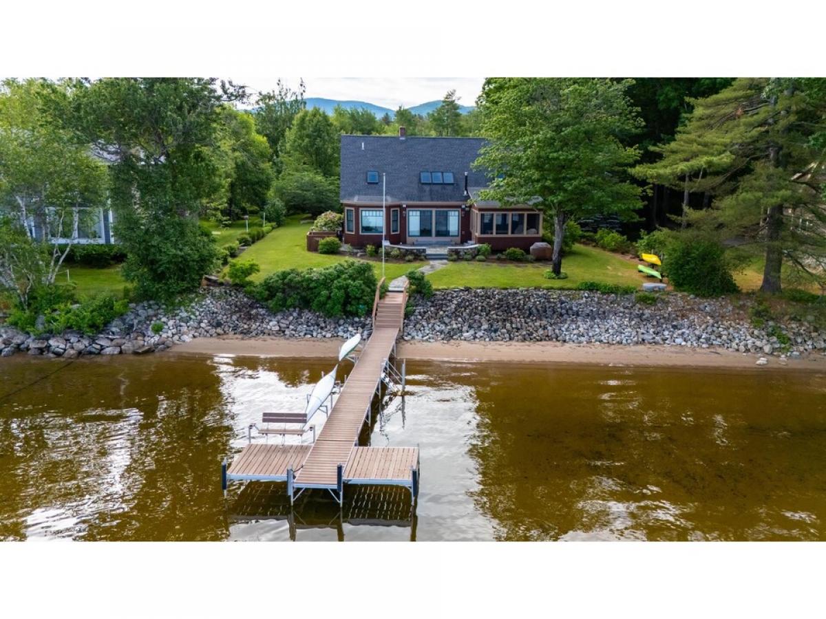 Picture of Home For Sale in Ossipee, New Hampshire, United States