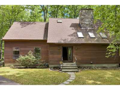 Home For Sale in Tuftonboro, New Hampshire