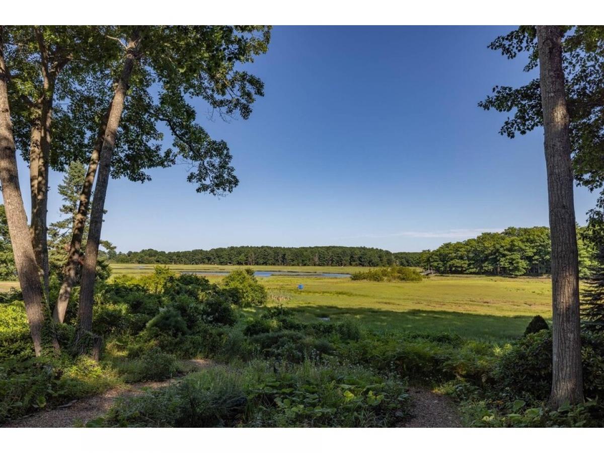 Picture of Home For Sale in Rye, New Hampshire, United States