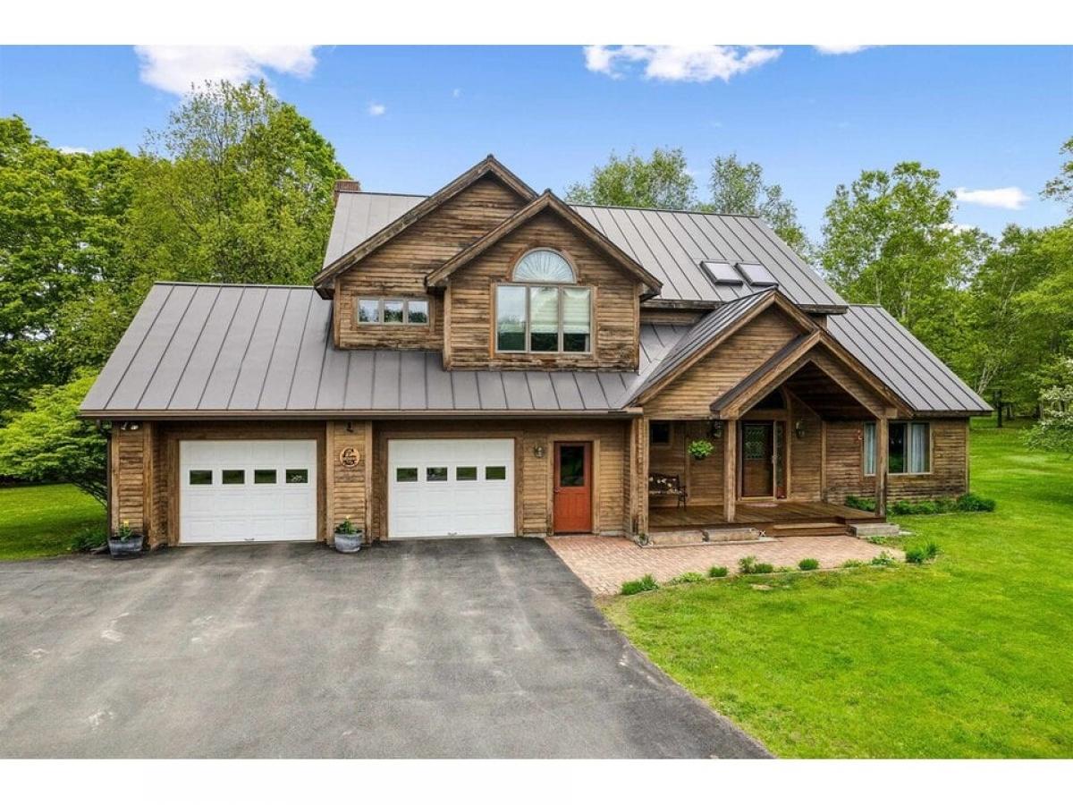 Picture of Home For Sale in Barnard, Vermont, United States