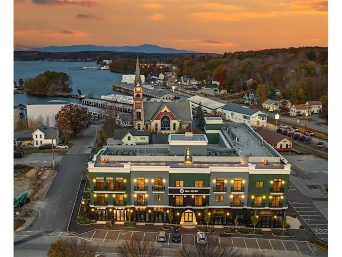 Picture of Home For Sale in Laconia, New Hampshire, United States