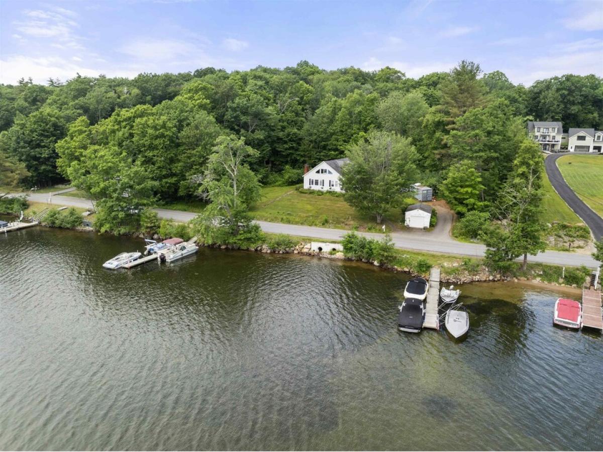 Picture of Home For Sale in Sanbornton, New Hampshire, United States