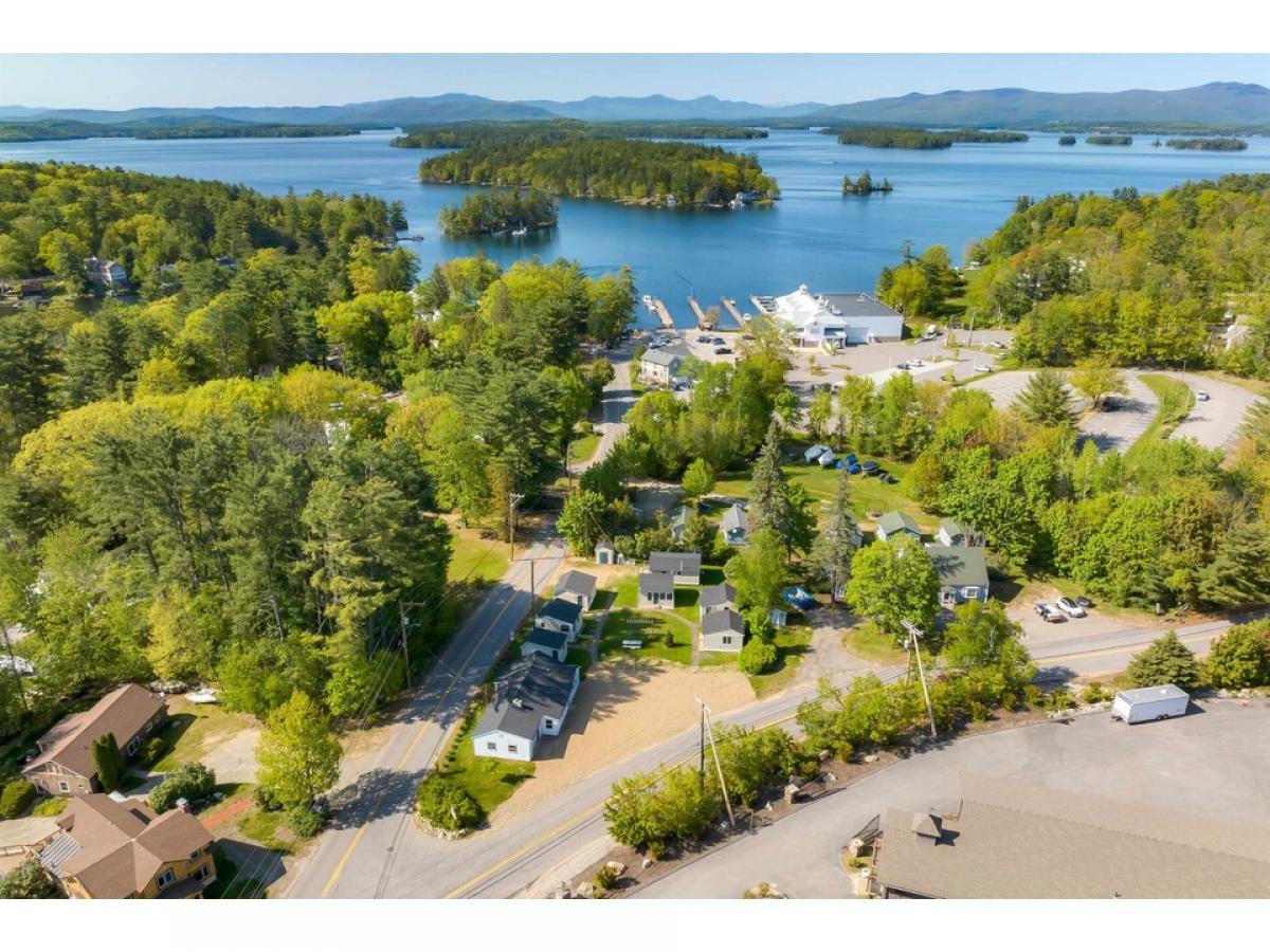 Picture of Home For Sale in Gilford, New Hampshire, United States