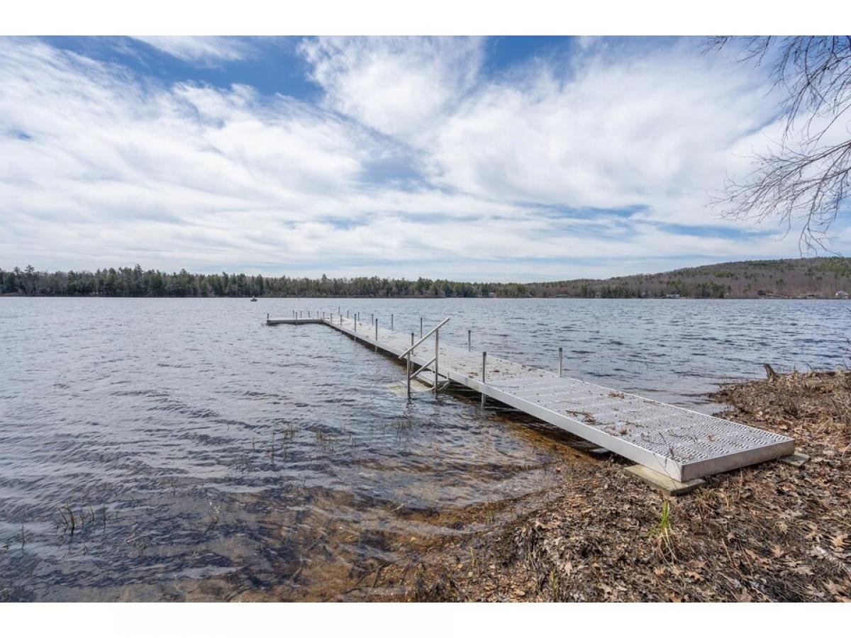 Picture of Residential Land For Sale in Northwood, New Hampshire, United States