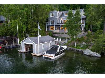 Home For Sale in Alton, New Hampshire