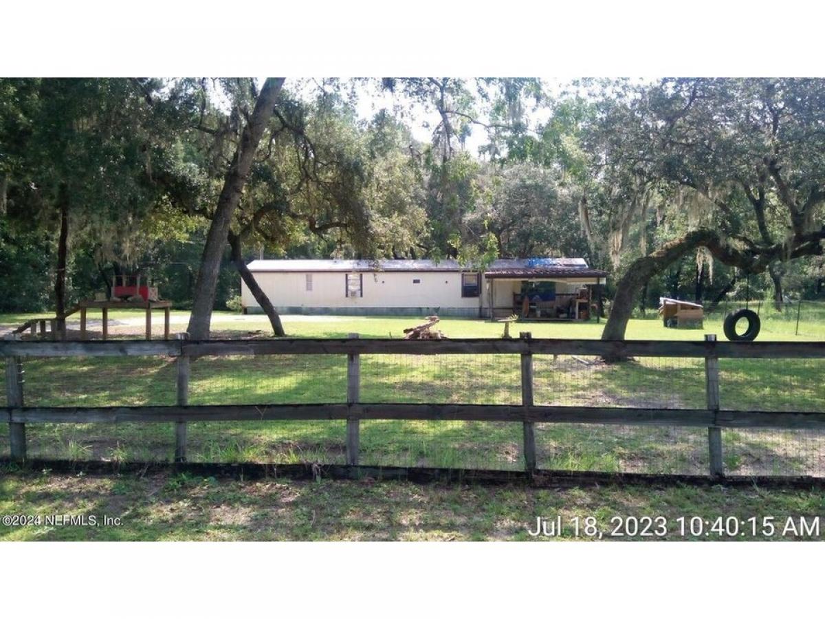 Picture of Home For Sale in Hawthorne, Florida, United States