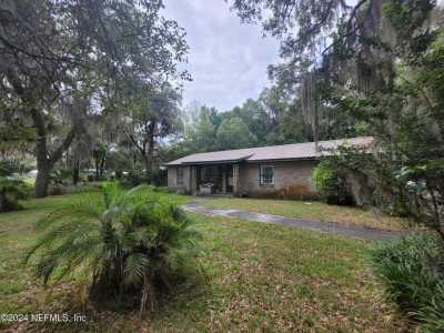 Home For Sale in Welaka, Florida