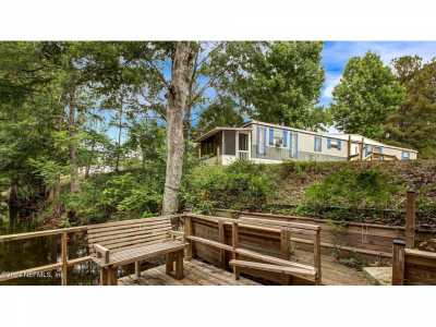 Home For Sale in Satsuma, Florida