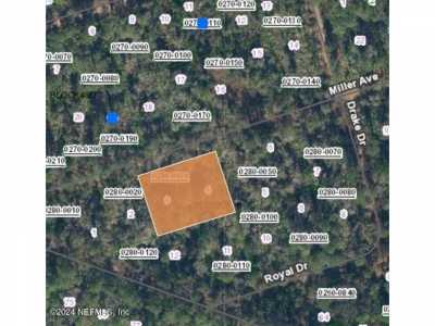 Residential Land For Sale in Crescent City, Florida