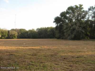 Residential Land For Sale in Crescent City, Florida