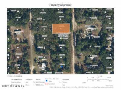 Residential Land For Sale in Satsuma, Florida