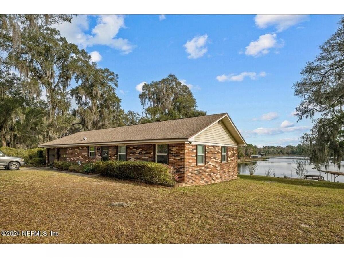 Picture of Home For Sale in Interlachen, Florida, United States