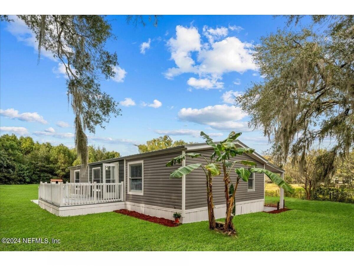 Picture of Home For Sale in Crescent City, Florida, United States