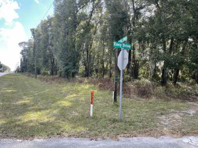 Residential Land For Sale in Satsuma, Florida