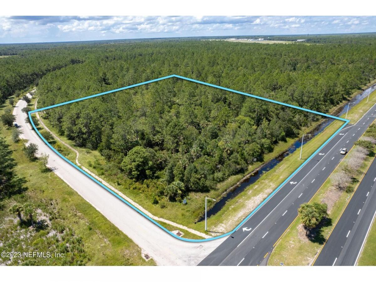 Picture of Residential Land For Sale in Palm Coast, Florida, United States