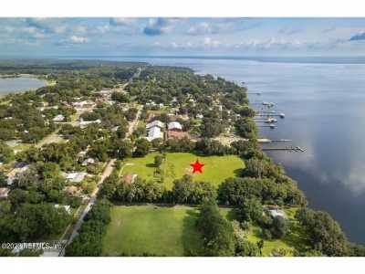 Residential Land For Sale in Crescent City, Florida