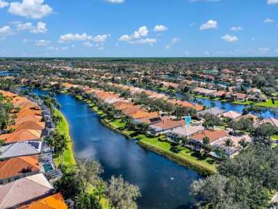 Home For Sale in Naples, Florida