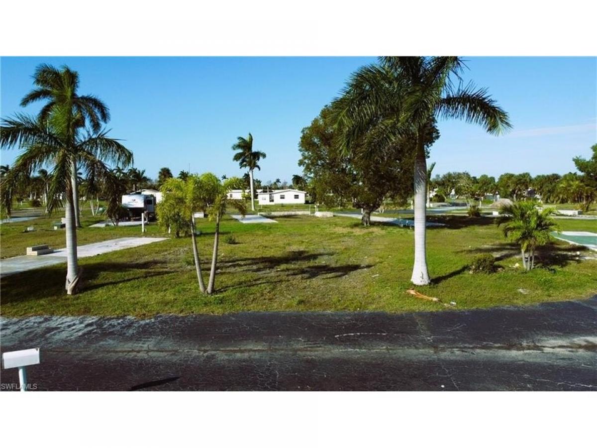 Picture of Residential Land For Sale in Fort Myers, Florida, United States