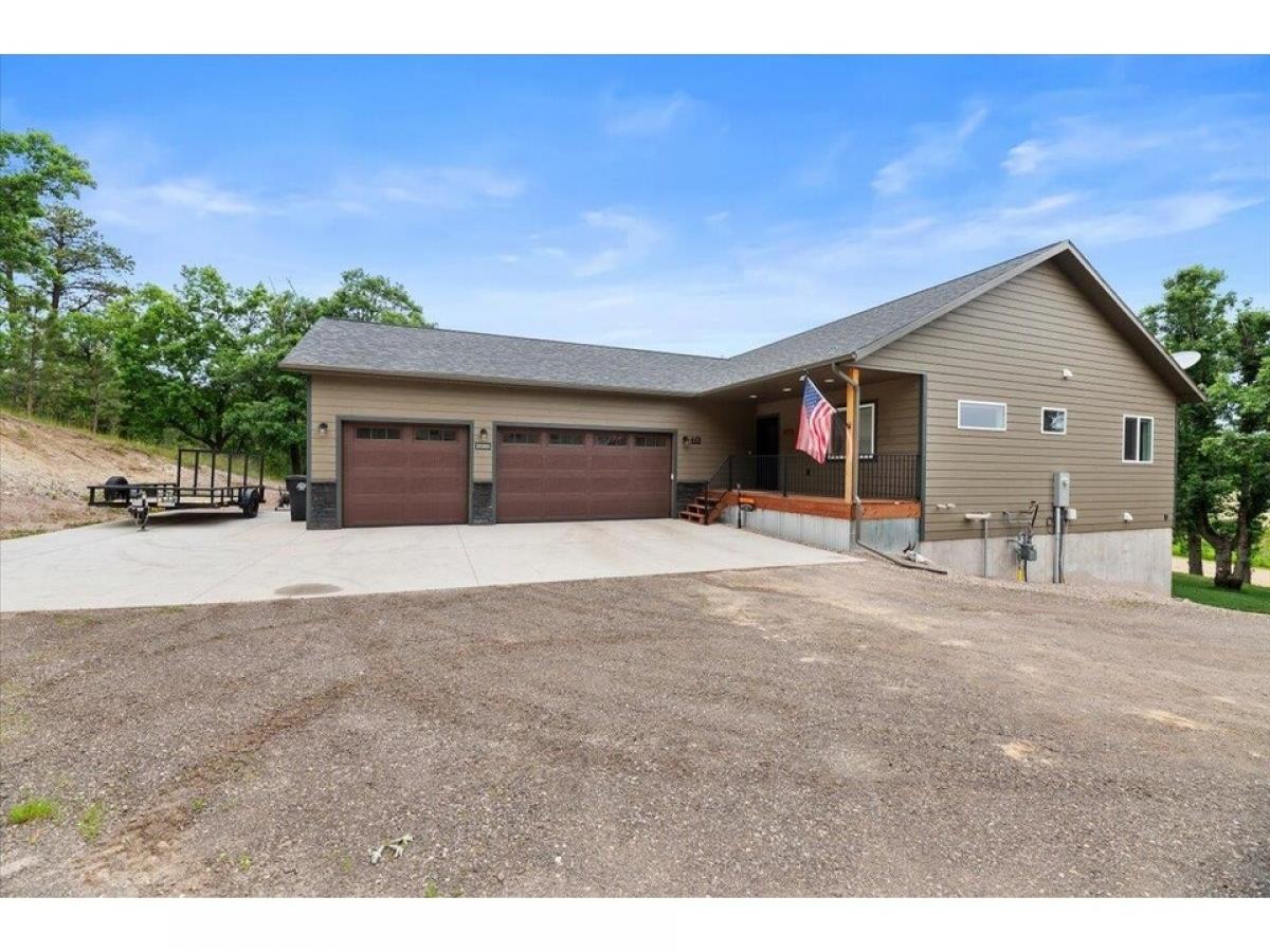 Picture of Home For Sale in Whitewood, South Dakota, United States