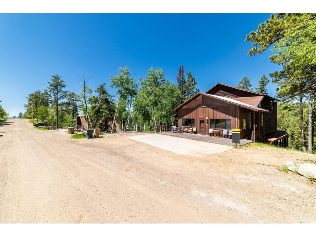 Picture of Home For Sale in Lead, South Dakota, United States