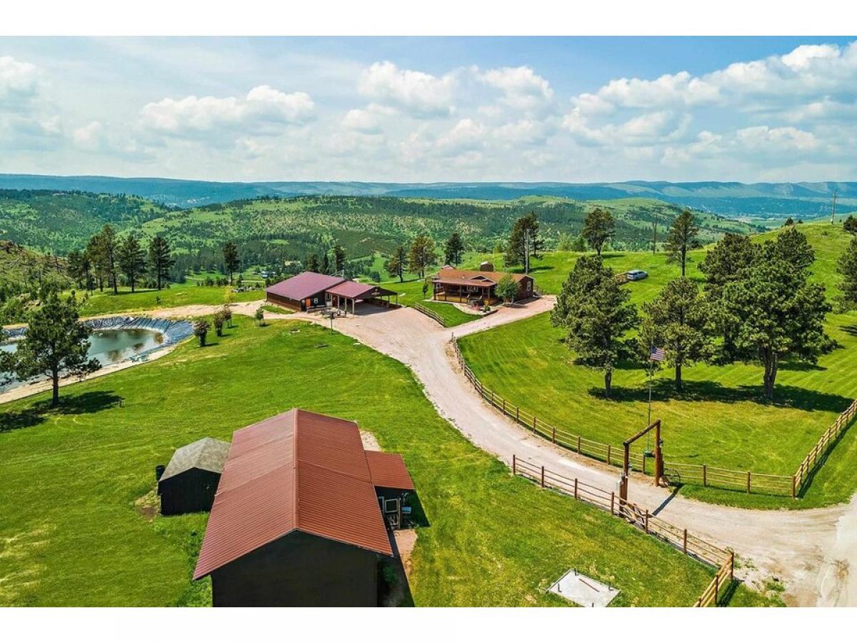 Picture of Home For Sale in Piedmont, South Dakota, United States