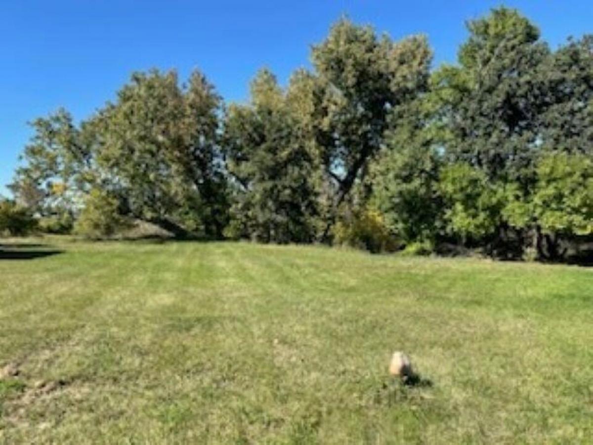 Picture of Residential Land For Sale in Belle Fourche, South Dakota, United States