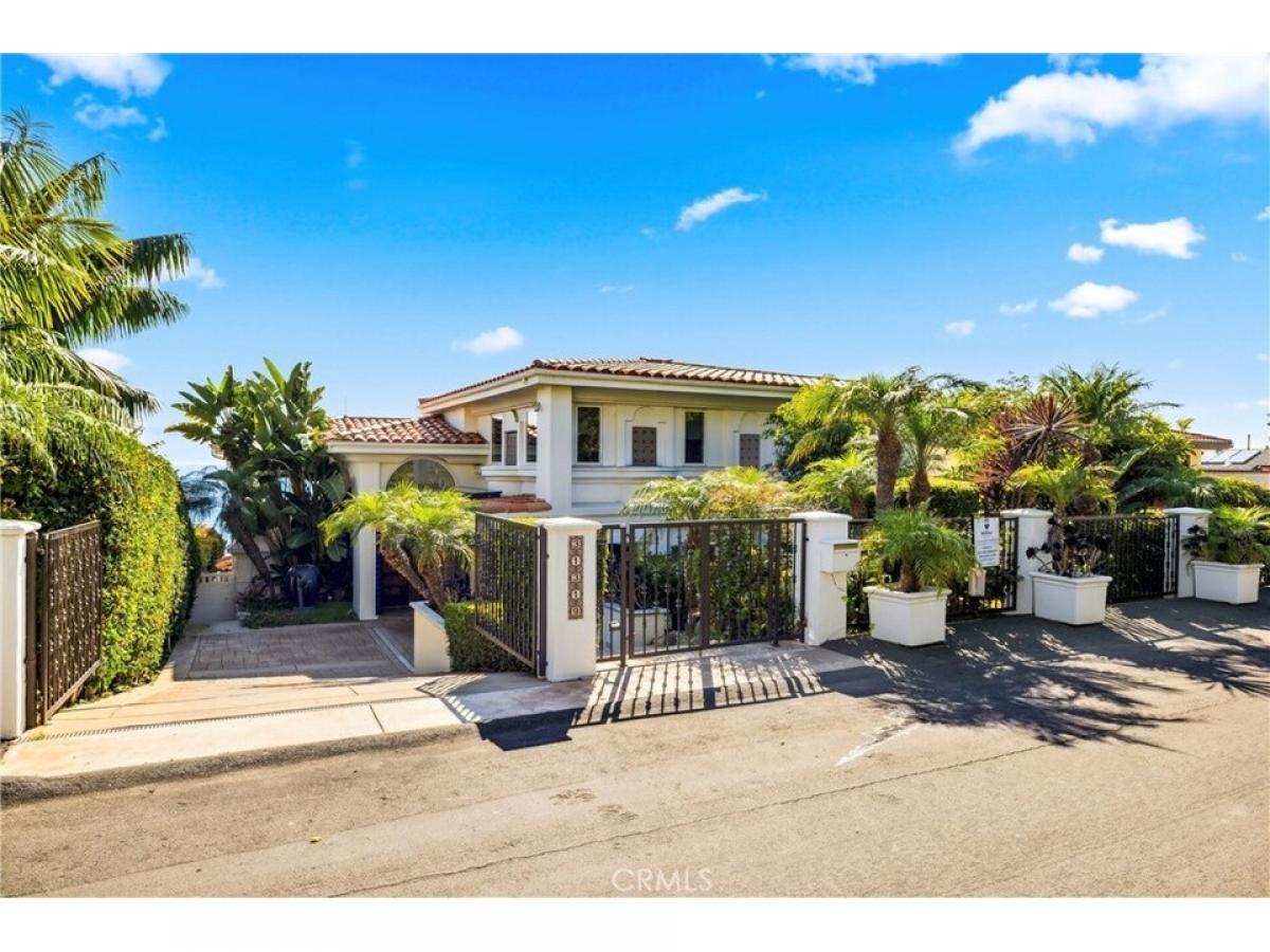 Picture of Home For Sale in Laguna Beach, California, United States