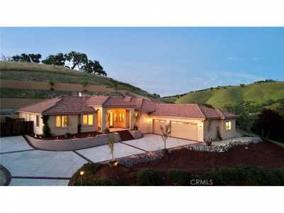 Home For Sale in Paso Robles, California