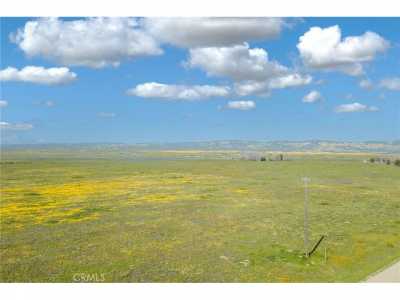 Residential Land For Sale in Santa Margarita, California