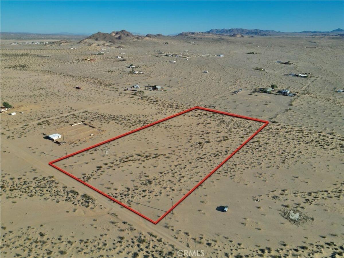 Picture of Residential Land For Sale in 29 Palms, California, United States